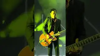 Paper Machete - Queens of the Stone Age (8-12-23) #queensofthestoneage #guitarsolo #foresthills