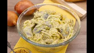 Herring in mustard sauce with onion. Simple cold snack. #herring #fish #snack