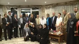 زيارة اللجنة الاجنبية المقّيمة لكلية دبي الطبية 2017 -  برنامج حول الكاميرا