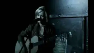 Elizabeth Chamberlain - the Optimistic Struggle
