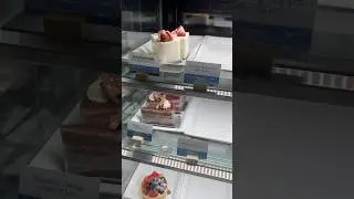 Cakes at Paris Baguette. #yeg #exploreedmonton #travelalberta #whyteavenue
