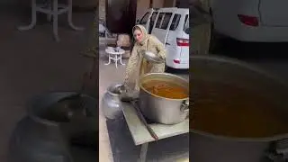 Actress Resham Nayaz cooking #youtubeshorts #youtube #ytshort