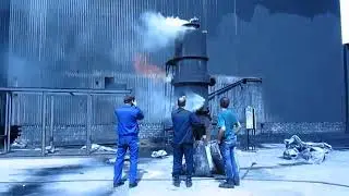 Obtaining coal gas from a home well shaft. A updraft gasifier buried in the ground.