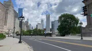 Downtown Chicago Walking Tour - South Loop,Grant Park, Buckingham Fountain, Lakefront