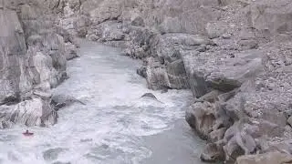Must RUN Rondu Gorge of Indus River - Team Weiner Gets Conjured!