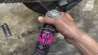 Chain maintenance using MUC-OFF CHAIN CLEANER AND ALL WEATHER CHAIN LUBE - CB500X