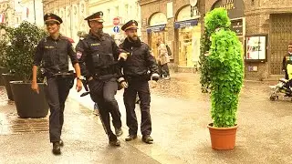 The Best Bushman prank ever(I scared the polis officer 👮‍♀️ 😂👌😂)