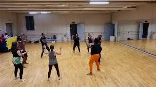 cours de danse congolaise avec asso tala au centre sportif Micheline Ostermeyer Paris 18&egrave;me
