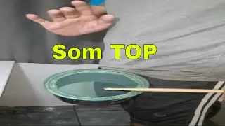 Como fazer um tambor de lata com pele de garrafa pet - Repinique - F&aacute;brica do Barulho #shorts