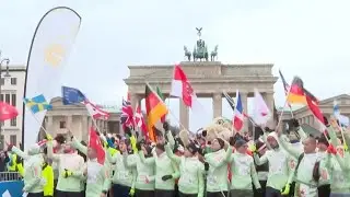 Thousands Gather for Annual Berlin New Year&rsquo;s Day Run