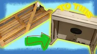 DIY Mobile Electronic Piano Stand from a Recycled Pallet