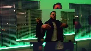 Bars For Breakfast Feat. Frankie Gold (Explicit)