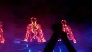 Chemical Brothers - A modern midnight conversation (live)