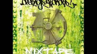 KOLOKOS MOST BLUNTED CREWZ OPERACJA KOMORA - 16.it skit.wmv