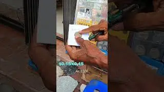 Luke Damant buys old Indonesian currency in Jakarta 🇮🇩 #shorts