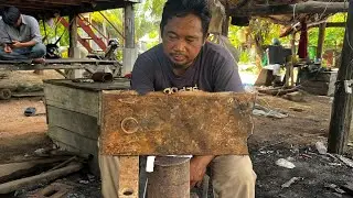 Knife Making - Forging A Powerful Cleaver From A Steel Bar