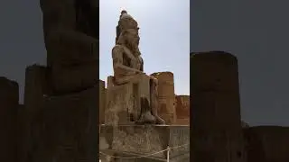 Статуя Аменхотепа III у второго пилона храма Луксор, позднее узурпированная Рамсесом II #египет