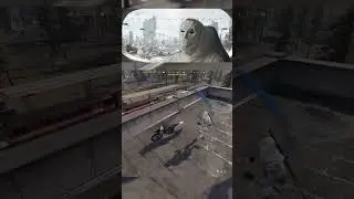 Is there a motorcycle on the roof? #warzone #callofduty