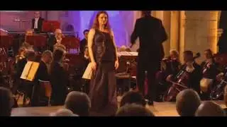 11 Sopranos Hits High F in ''Ah non giunge'' La Sonnambula
