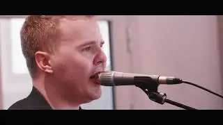 Henrik Vedel - Waiting in the crowd  (Live session at Lundgaard Studio)