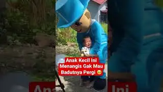 Anak Kecil Menangis Histeris Mau Ikut Badut #shorts #badutviral #badutlucu