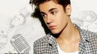 Top 10 Most Popular Celebrities on Facebook