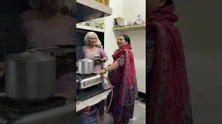 Aaj mummy ne phle daat lagai fr bajre ki baal khilai #dailyvlogs #shortvideo #villagerlifestyle