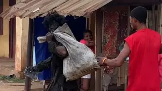 The masquerade was so kind to the mad man #fypシ #homeless #socialexperiment #trending 