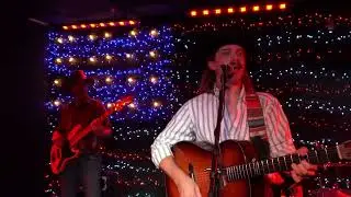 Los Honky Tonkers covering Country Club by Travis Tritt