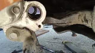 SYM 125CC.RUBBER BUSHING FABRICATION.ENGINE SUPPORT #SYM