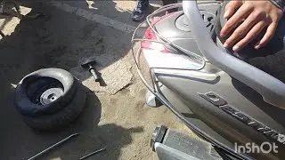 scooty ka tayar pancher ho gya 😯