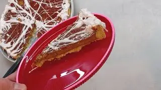 Warm spices, creamy pumpkin,  the perfect autumn treat! #food #pie #pies #yummy #delicious #еда 