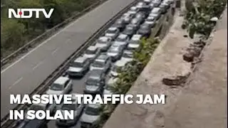 Covid-19 News: Massive Traffic Jam As Hundreds Of Cars Line Up To Enter Himachal