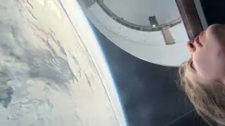 🚀 VISÃO DO ESPAÇO! A cúpula da Dragon se abre e revela a Terra em toda sua grandiosidade! 🌍✨