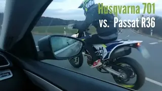 HUSQVARNA 701 vs. VW Passat R36 299PS 0-150 Street Race