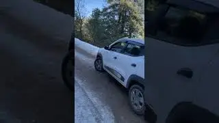 Car skid on snow. #snow #car #skid #jammukashmir #nathatop #patnitop #patnitophills #kwid