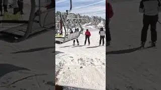 #youtubeshorts Unloading Doppelmayr High Speed Quad Sky Express Heavenly Mountain #shorts #4k60fps
