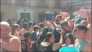 Una refrescante batalla en el barrio toledano de Azucaica