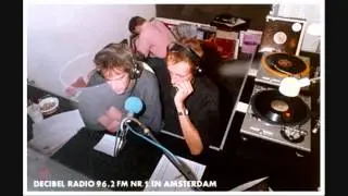 DECIBEL Radio (1985) - Uuropener + Commercial Adam Curry