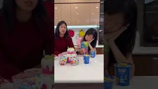 SNS - Lấy trộm kẹo của chị g&aacute;i || Stealing sister's candy #shorts