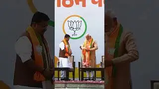 PM Modi felicitates newly elected BJP President Shri Nitin Nabin ji | #shorts