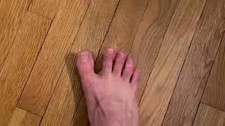 26. Toes-spread-out exercise or splaying