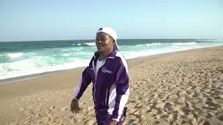 UQhosha Ngokwenzakwakhe visualizer - Emzini yabantu