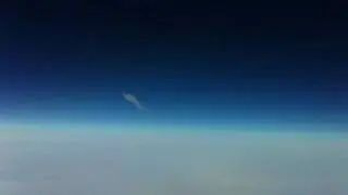 Airplane Passing By from Cockpit View [HD]