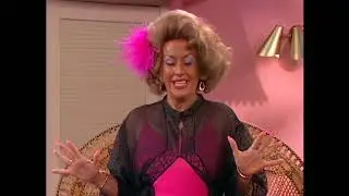 Mad TV &ndash; Cabana Chat with Salt-N-Pepa Part 2