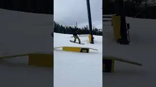 Eldora park is firing right now ​⁠@slash_snow #slashbygigi #snowboarding #eldora #colorado #slash