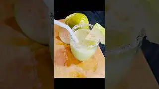 Guava Juice #recipe #drink #srilankanfood #trending #shortvideo #viral #cooking #juice #healthy