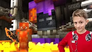 Секретная БАЗА ПОД ЛАВОЙ в Minecraft! 🔥 Сокровища и Ценные Предметы | Даник Джуниор