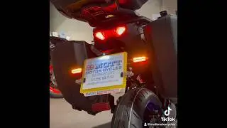 Genuine Yamaha Rear LED Plus Indicators demonstration. #yamaha #revsyourheart