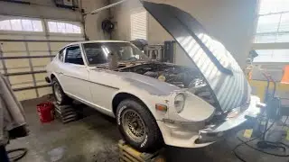 Advantage of the Max Jax mid rise lift 💪 and Floor pan repair on the 1975 Datsun 280z!!!!
